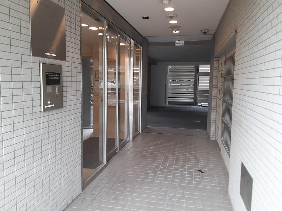 29/30 エントランス