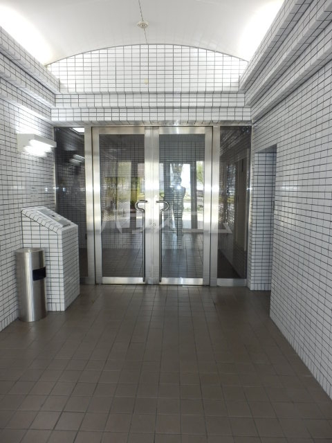 22/29 エントランス