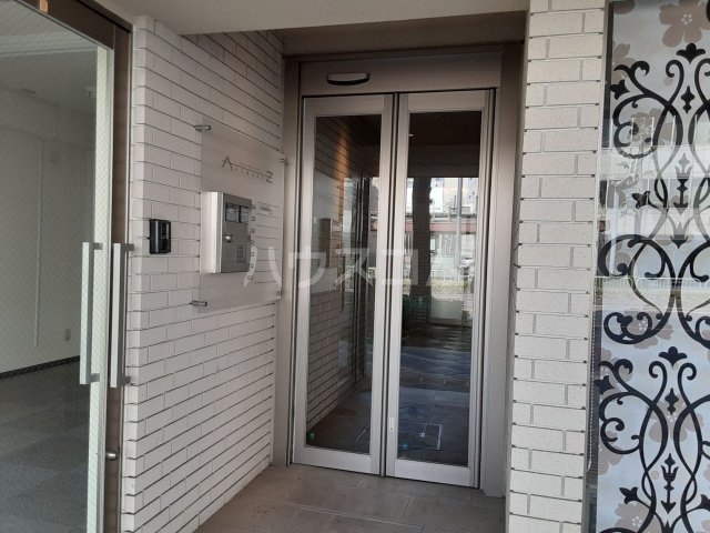 29/30 エントランス