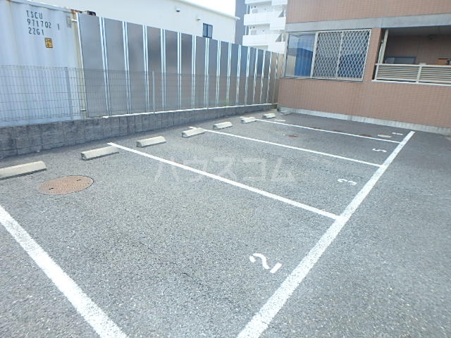3/10 駐車場