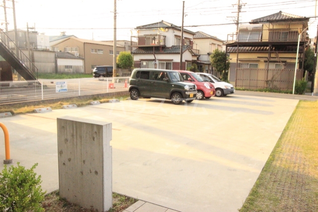 2/10 駐車場