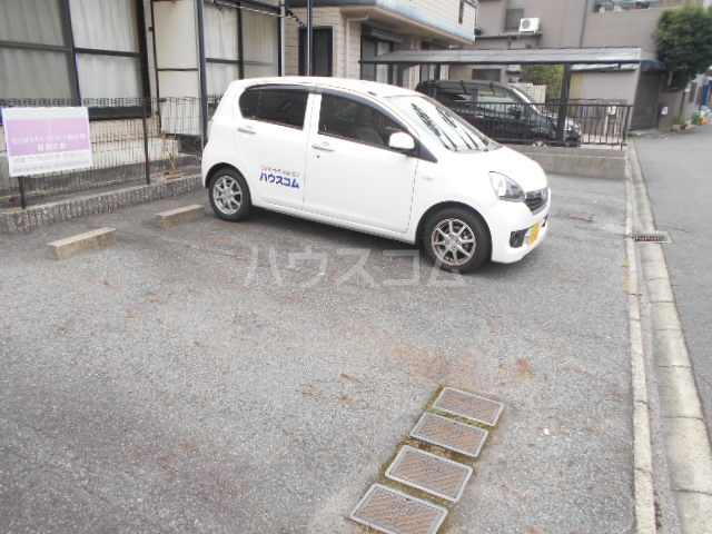 22/29 駐車場