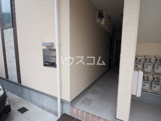 23/29 エントランス