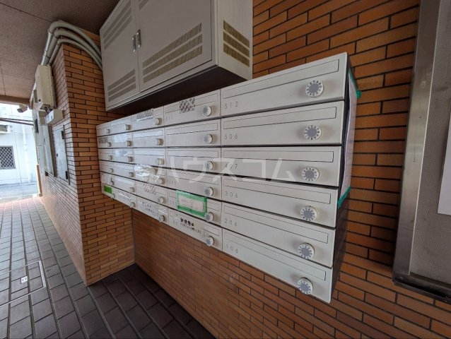 20/25 エントランス