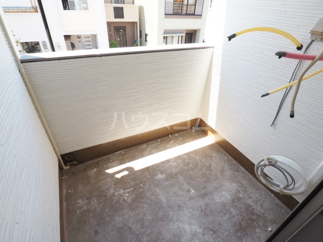 14/27 バルコニー