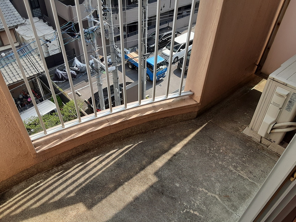 17/26 バルコニー