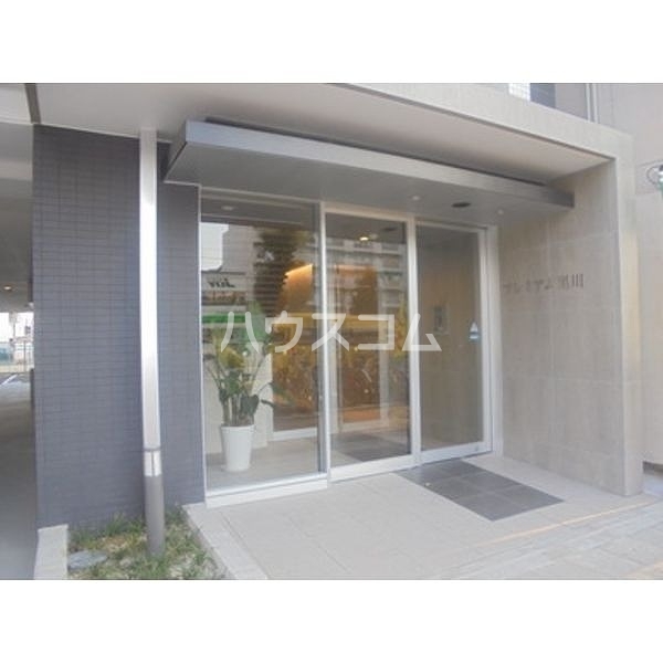 18/24 エントランス