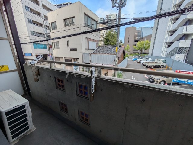 13/19 バルコニー