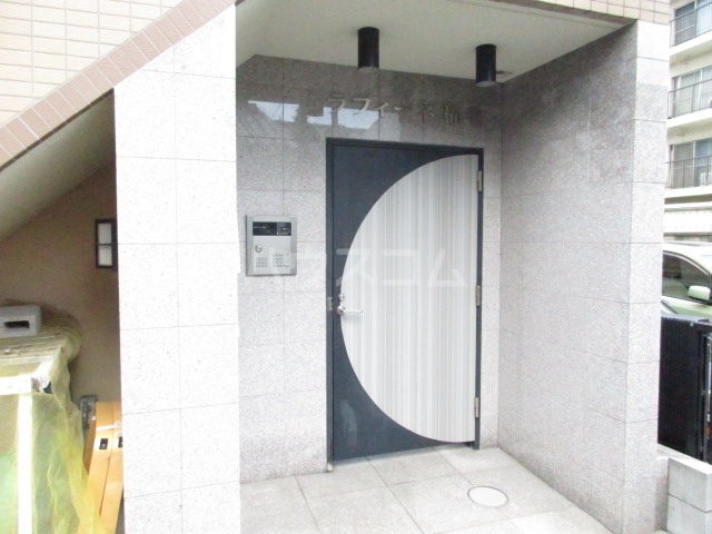 2/11 エントランス