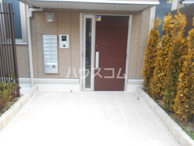 22/22 エントランス