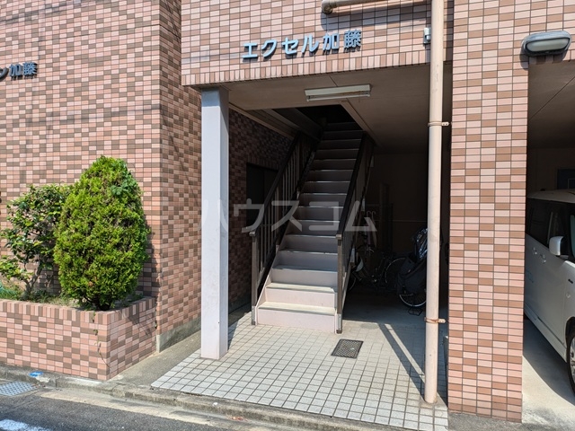 2/5 エントランス