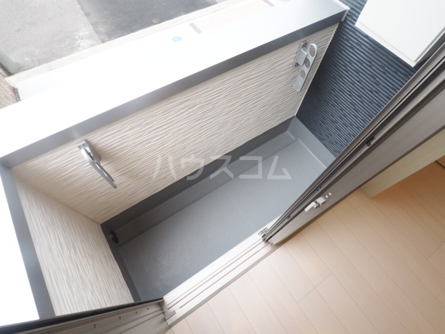 16/28 バルコニー