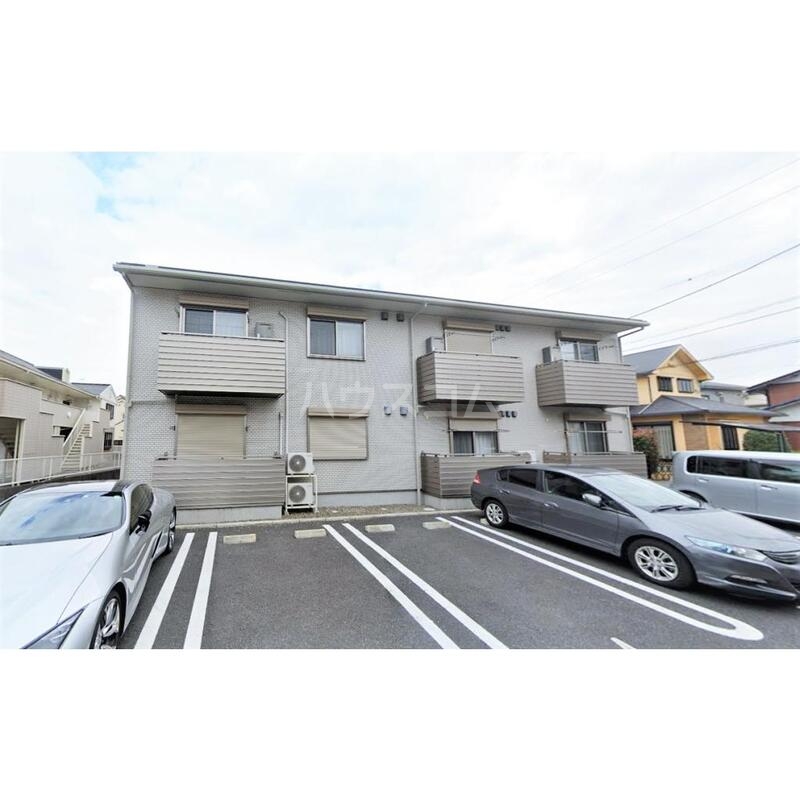 27/30 駐車場