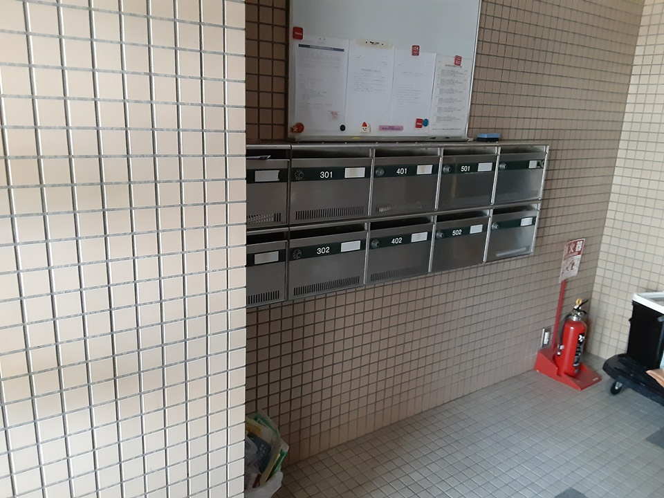 2/5 エントランス