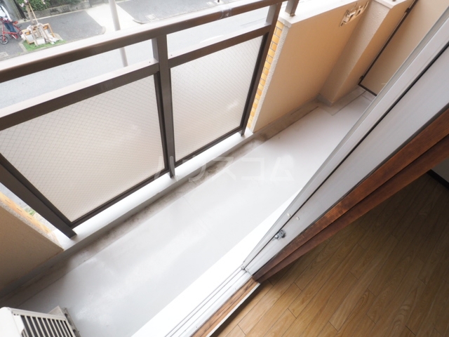 17/27 バルコニー