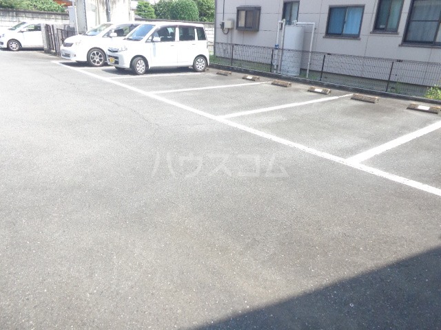 20/30 駐車場