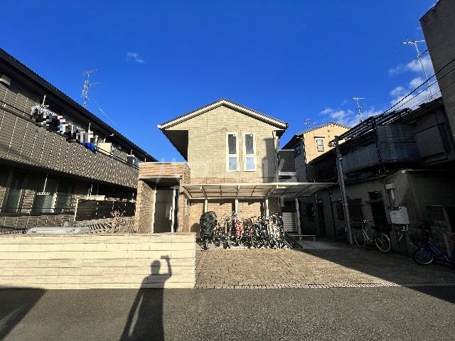 2/30 外観