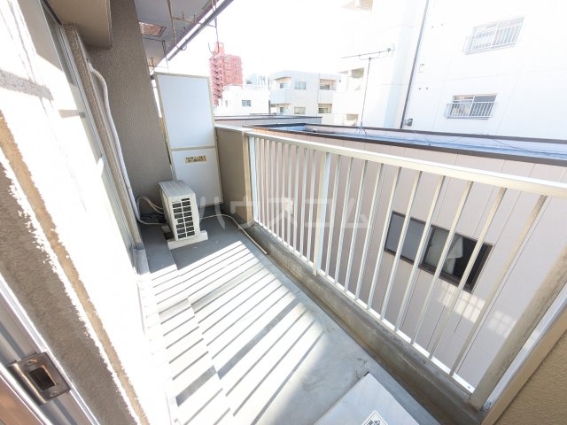 18/30 バルコニー