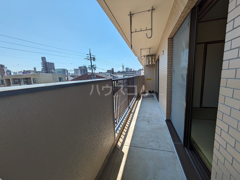 19/24 バルコニー