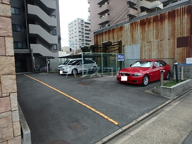 21/29 駐車場