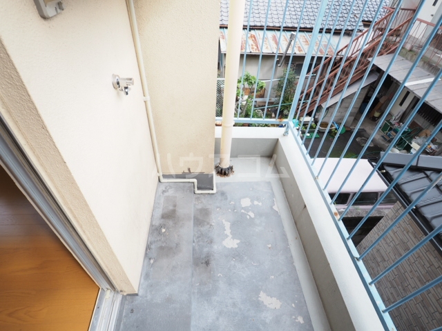 17/28 バルコニー