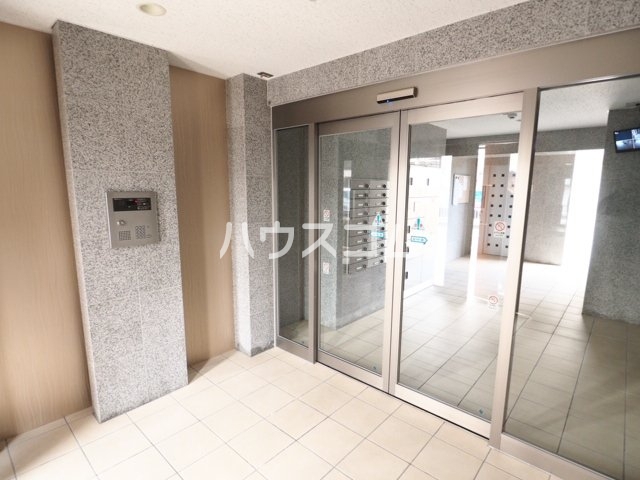 22/30 エントランス