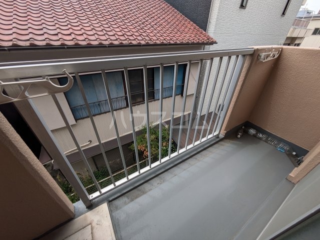 13/25 バルコニー