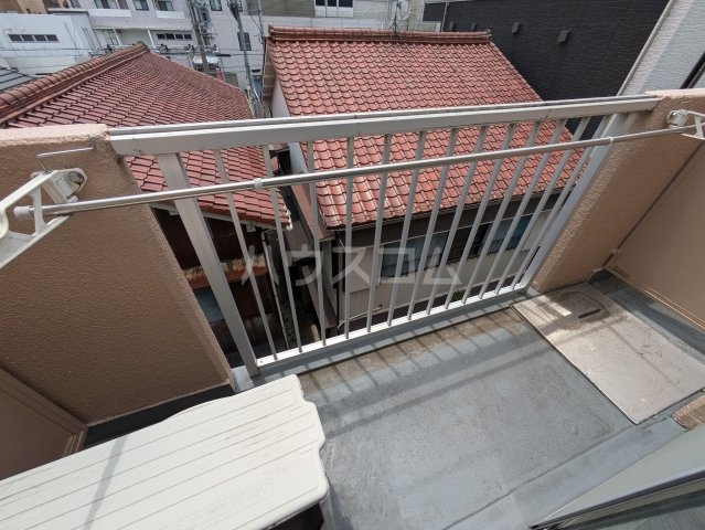 16/27 バルコニー