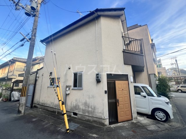 2/30 外観