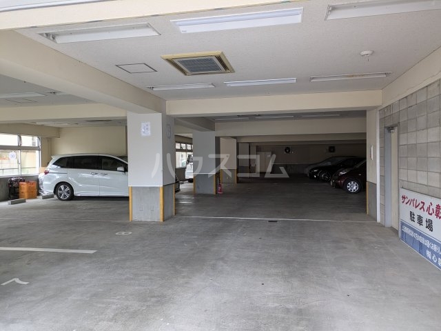 2/3 駐車場