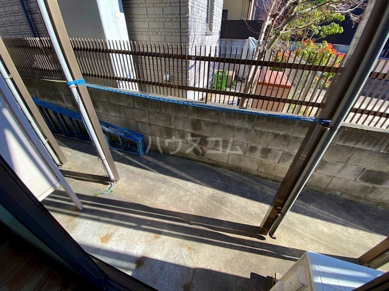 15/28 バルコニー