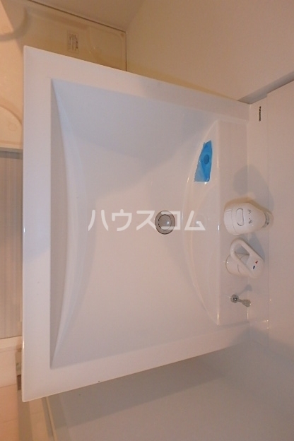 13/28 浴室