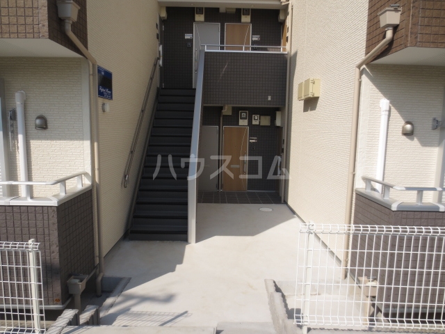 2/10 エントランス