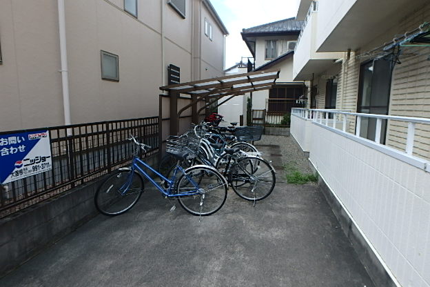 22/30 エントランス