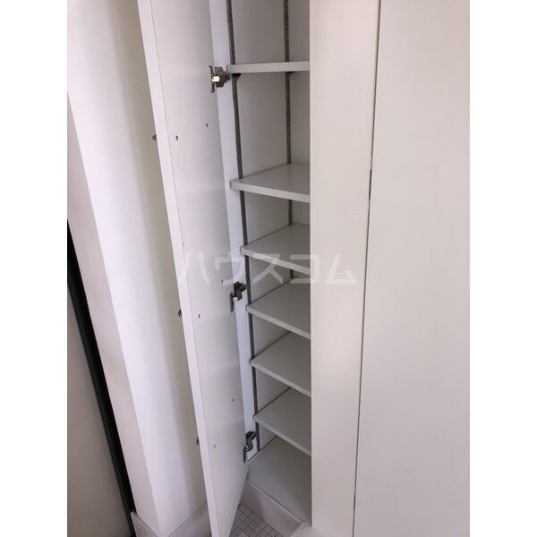 19/28 エントランス