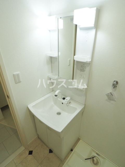 13/30 洗面