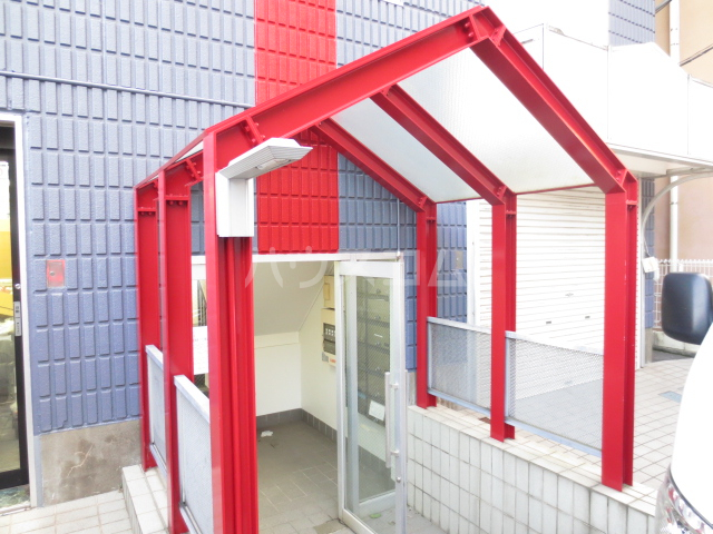 20/22 エントランス