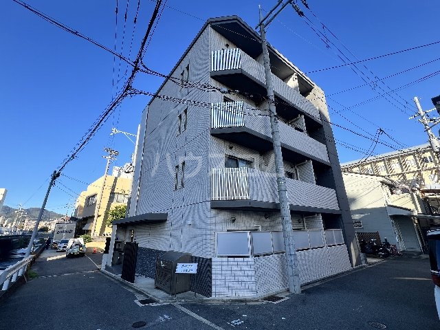 2/4 外観
