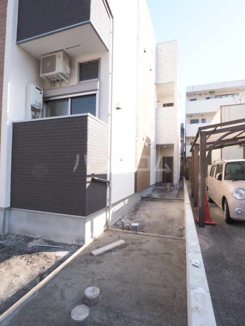 3/4 エントランス