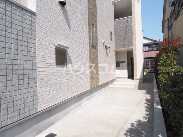 29/30 エントランス