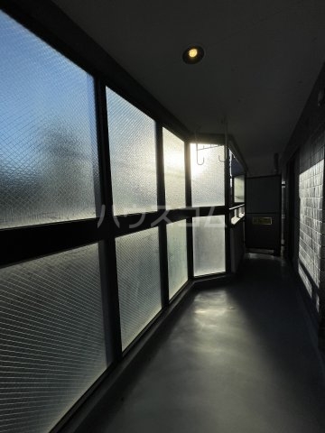 21/30 バルコニー