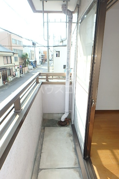 17/27 バルコニー