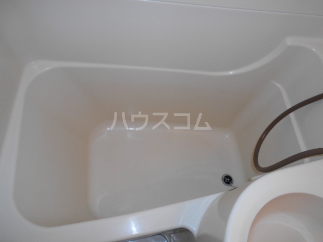 13/30 浴室