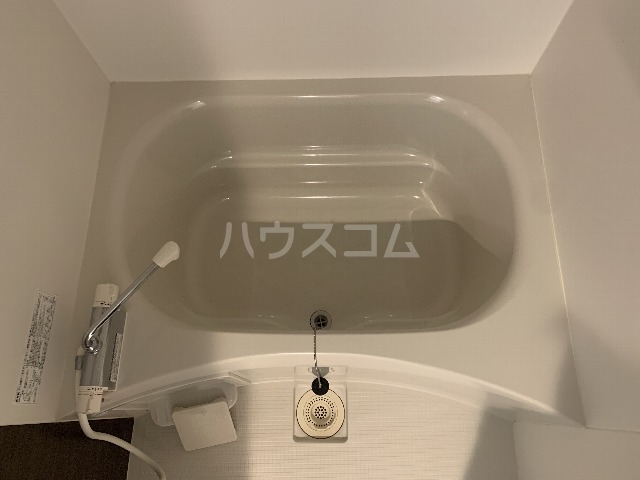 13/30 浴室