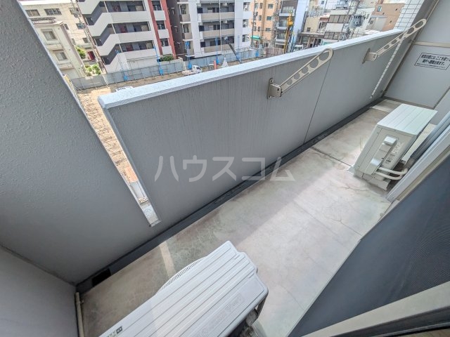 18/30 バルコニー