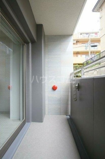 20/30 バルコニー