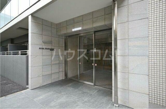 25/30 エントランス