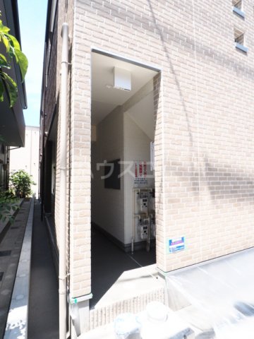 29/30 エントランス