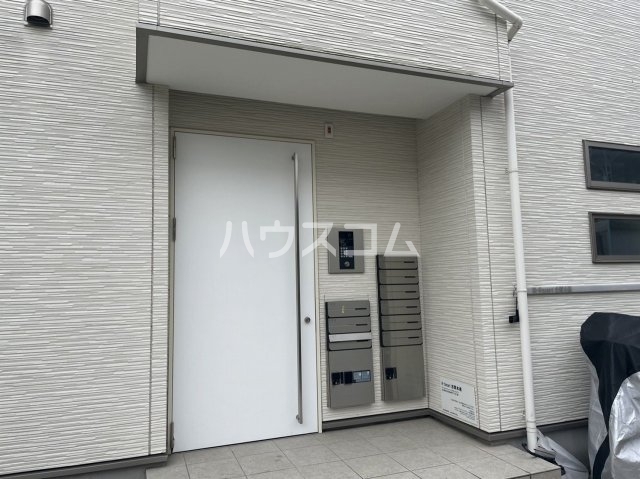 15/20 エントランス
