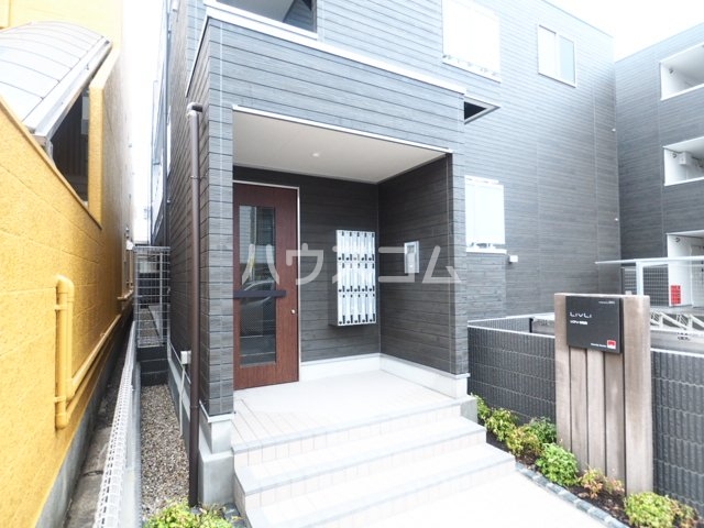 14/21 エントランス